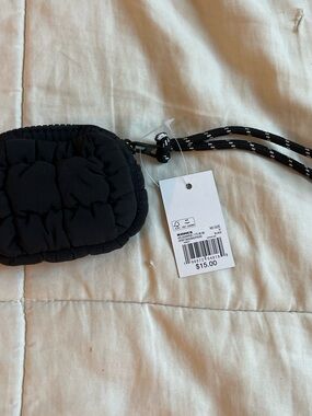 Kohl's Black Quilted Wristlet Clutch